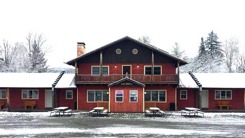 North Creek Lodge At Gore Mountain Bakers Mills Exterior photo