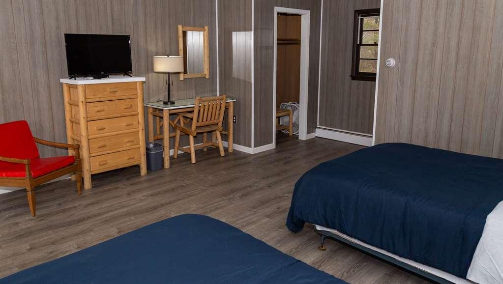 North Creek Lodge At Gore Mountain Bakers Mills Room photo
